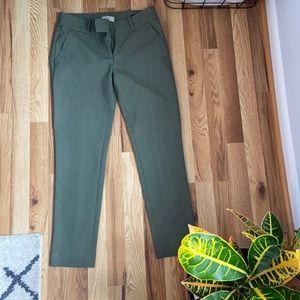 Loft Modern Skinny Ankle in Pale Green